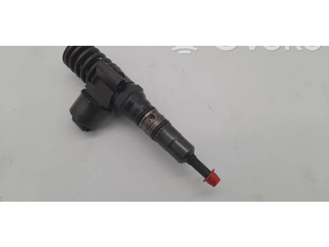 Форсунка 03G130073G Volkswagen Jetta VI