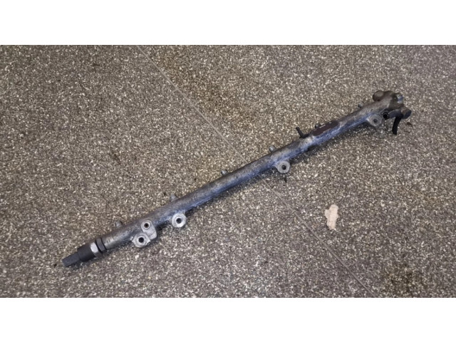 Vstřikovací lišta 0445216004, A6130700095 Mercedes-Benz S W220 pro naftový motor 3.2