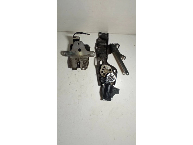 Zámek zadních dveří    Land Rover Range Rover Sport L320 2011