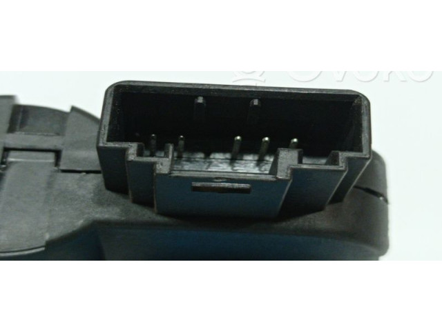 Вентилятор печки    1K1820015C, F983228M   Audi A3 S3 8P