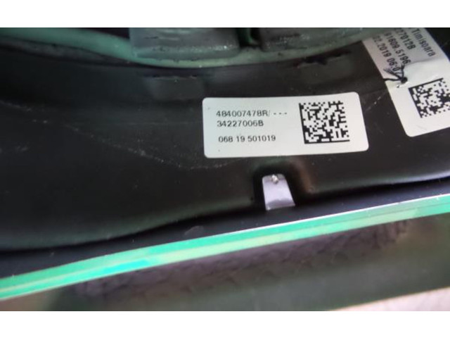 Руль Dacia Sandero 2008 - 2012 года 484007478R, 34227006B