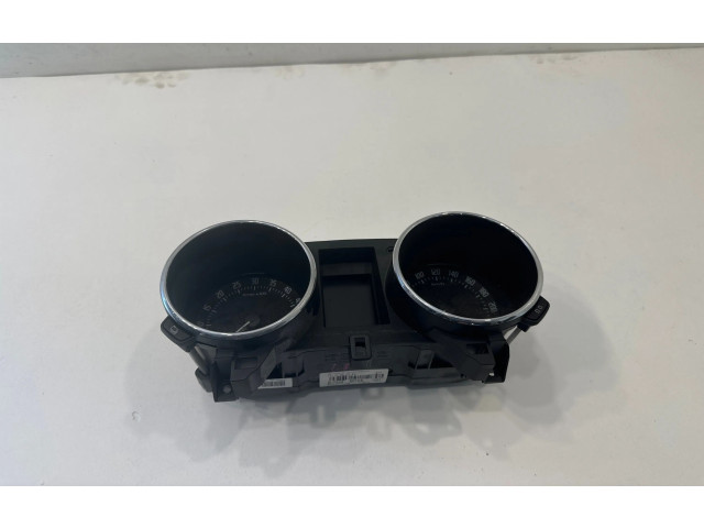 Панель приборов 5L0920800E, 0973920565 Skoda Yeti (5L)