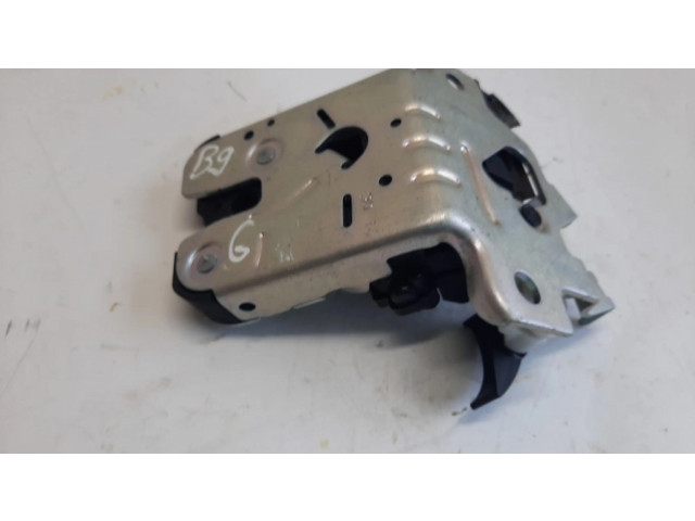 Замок задней крышки