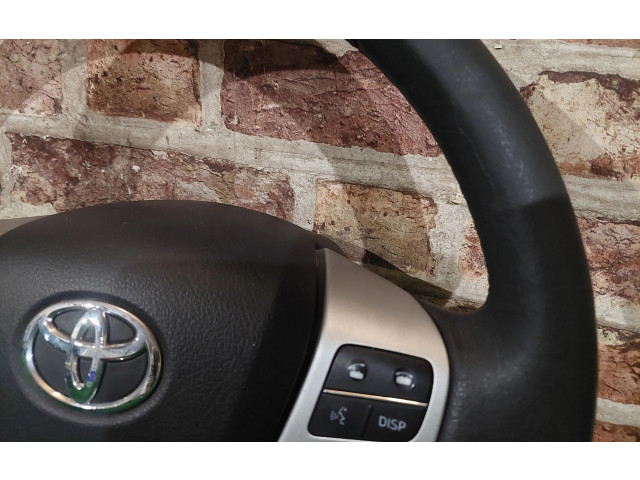 Руль Toyota Corolla Verso AR10  2004 - 2009 года       