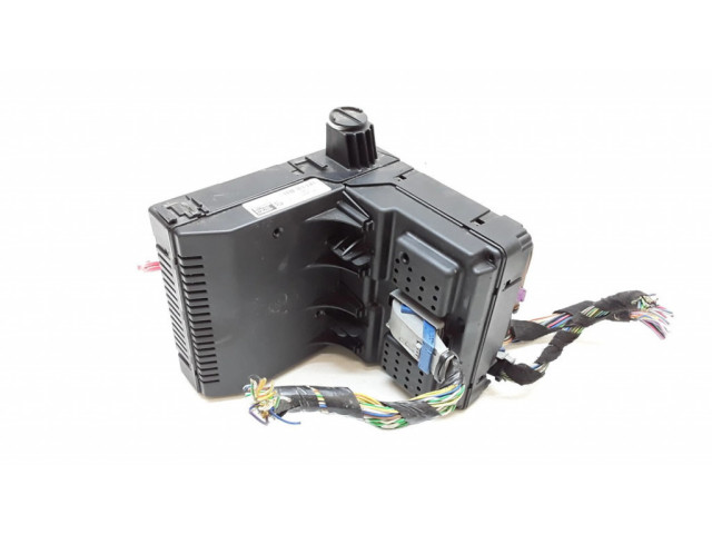 Pojistková skříňka 30786890, 28087582 Volvo XC90 2008