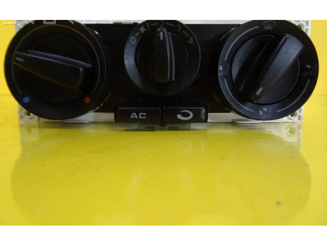 Блок управления климат-контролем Skoda Octavia Mk1 (1U)