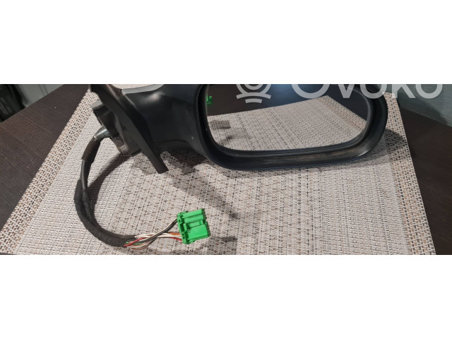 Зеркало электрическое правое Volvo V70 2000-2004 года