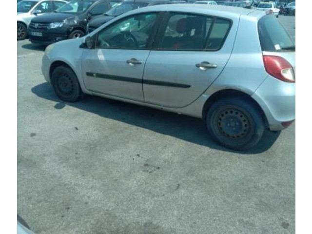 Вентилятор радиатора     7701068310    Renault Clio III 