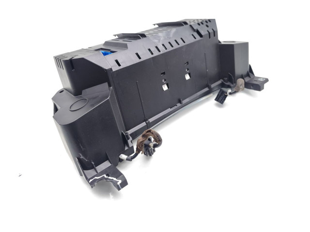 Панель приборов 4E0920951J   Audi A8 S8 D3 4E       