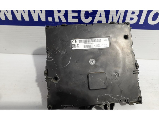 Pojistková skříňka 284B15651R Renault Kangoo 2016