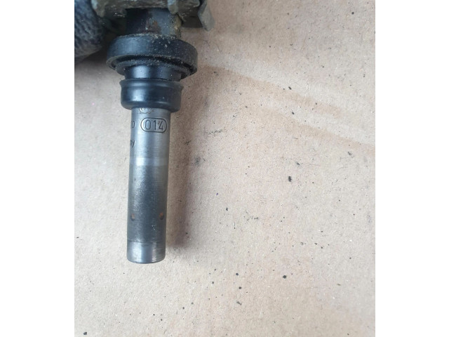 Vstřikovač Mercedes-Benz S W126