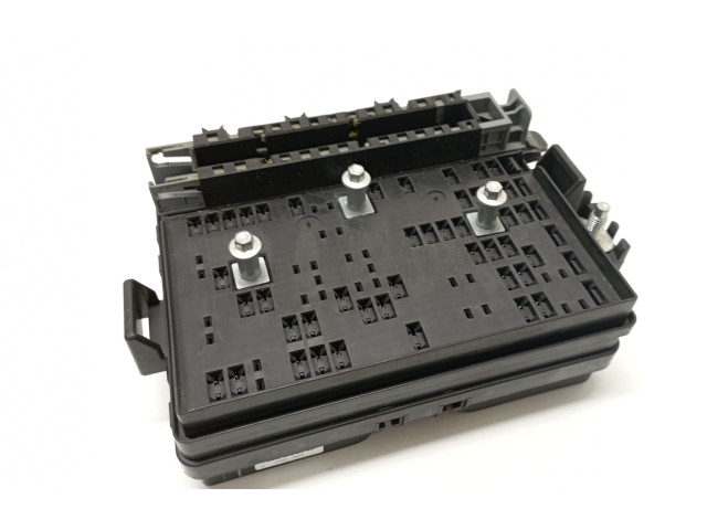 Блок предохранителей 151943963, 27251643   Chevrolet TrailBlazer    