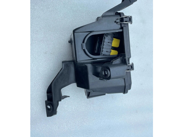 Pojistková skříňka A1665400224 Mercedes-Benz GLE (W166 - C292) 2017