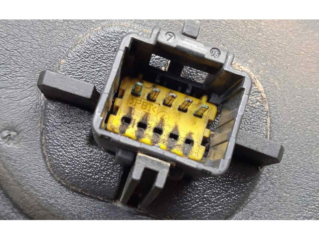 Зеркало электрическое Renault Scenic RX - года