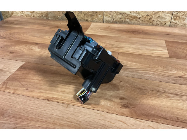 Блок предохранителей RC5102, 0927D Honda FR-V