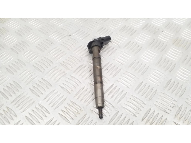 Форсунка 338002F000 KIA Sorento для дизельного двигателя D4HB 2.2