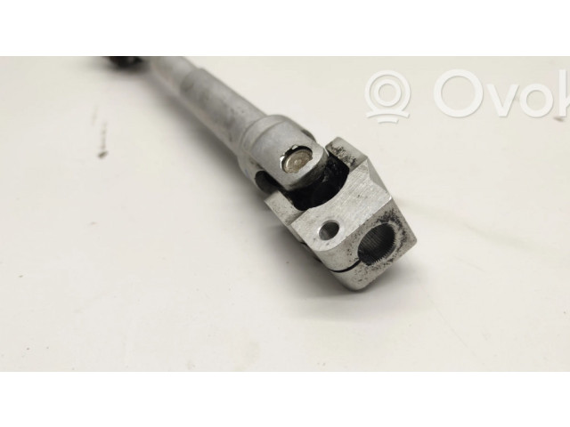 Крестовидная связь оси рулевого колеса