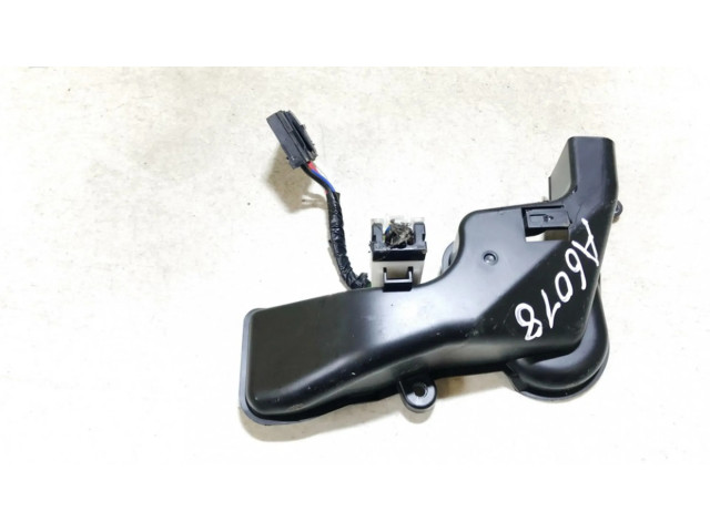 Pojistková skříňka Subaru Impreza III 2009