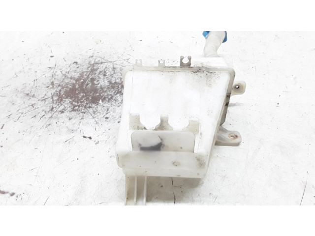 Бачок оконной жидкости    