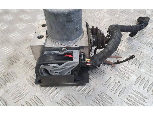 Блок АБС 8R0907379C, 8K0614517 Audi Q5 SQ5 2008 - 2017 года