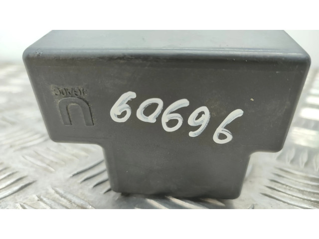 Pojistková skříňka Infiniti Q50 2016