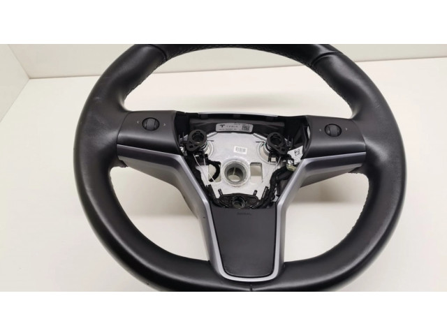 Руль Tesla Model 3 2017- года 110532400H