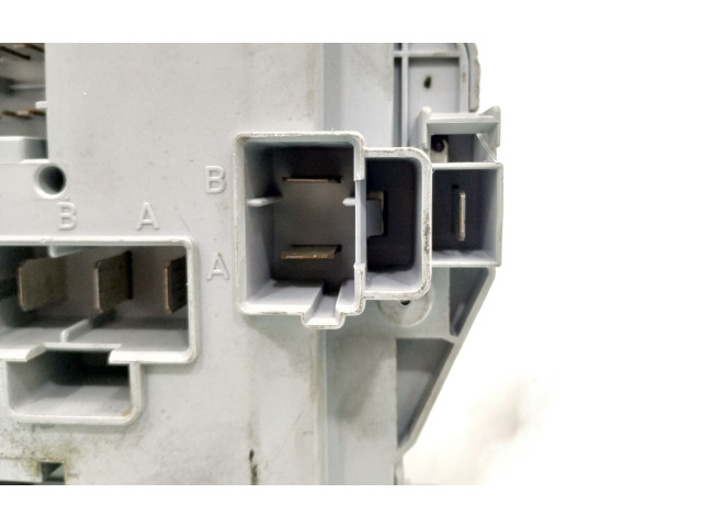 Блок предохранителей 51815360 Fiat Linea