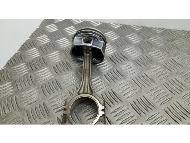  Поршень с шатуном  W081, 76L92  Seat Ibiza IV (6J,6P) для бензинового двигателя 1.4