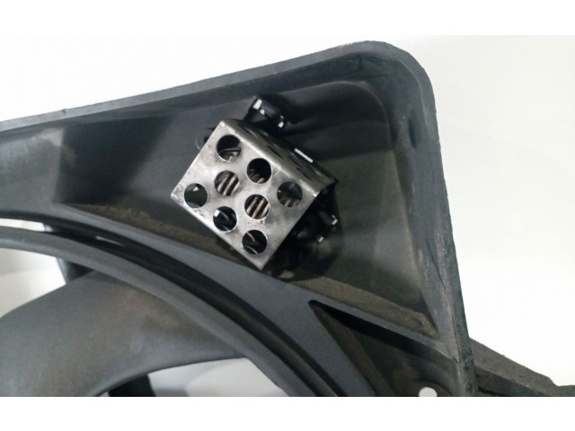 Вентилятор радиатора     8200151873    Renault Trafic II (X83) 