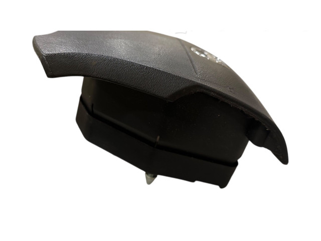 Подушка безопасности водителя 30721996, T335C181400048   Volvo V70