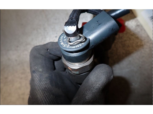 Форсунка     Mercedes-Benz A W169  640940 