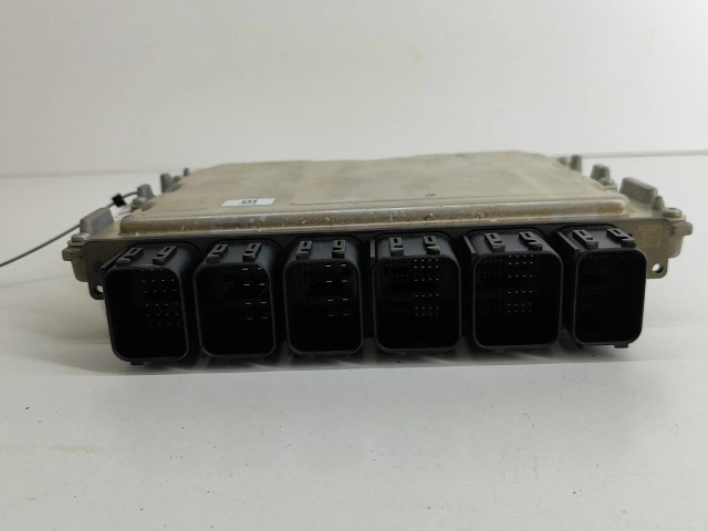 Řídící jednotka 8476038, 0281035557 BMW X3 G01 2018