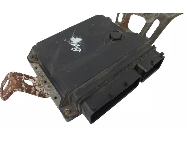 Řídící jednotka 89661-0DB01 Toyota Avensis T220 2001