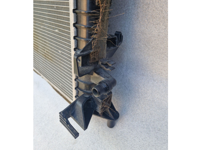 Радиатор охлаждающей жидкости 8W833C510AA Jaguar XJ X351 2009 - 2019 года