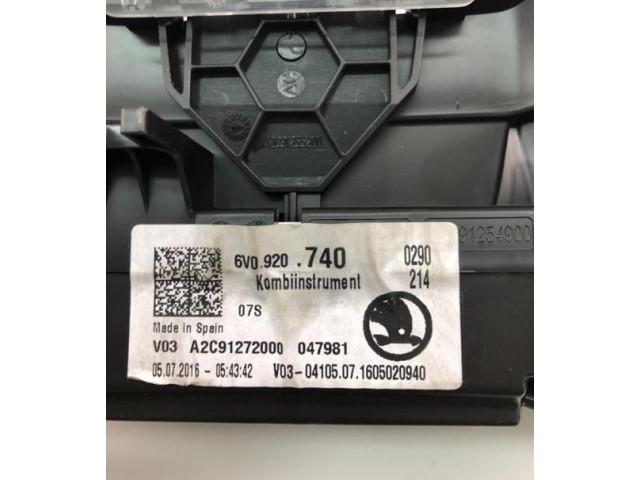 Панель приборов 6V0920740, NP2038   Skoda Fabia Mk3 (NJ)       