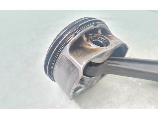  Поршень с шатуном AJ812809 (9W836006SC)     C2D497   Jaguar XJ X351  