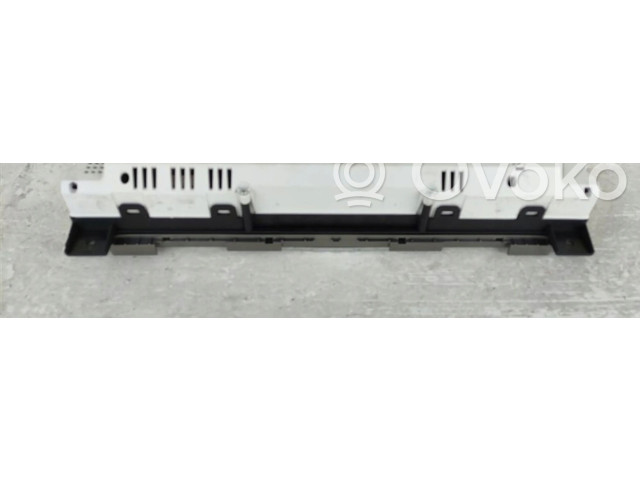 Панель приборов 3D0920983C Volkswagen Phaeton