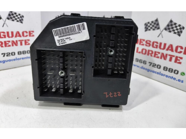 Pojistková skříňka 95202016 Opel Antara 2006