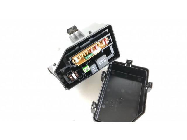 Блок предохранителей 4KE937124 Audi e-tron