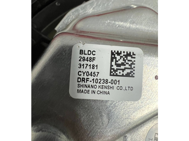 Вентилятор печки    DRF10238001   BMW X3 G01