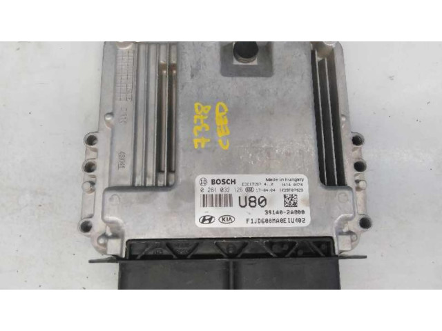 Блок управления двигателя 0281032126, 391402A800   KIA Ceed