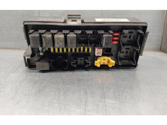 Модуль управления BSM 04692114AC, 0001119231   Jeep Commander    