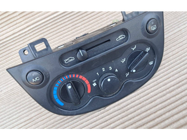 Блок управления климат-контролем    Chevrolet Spark