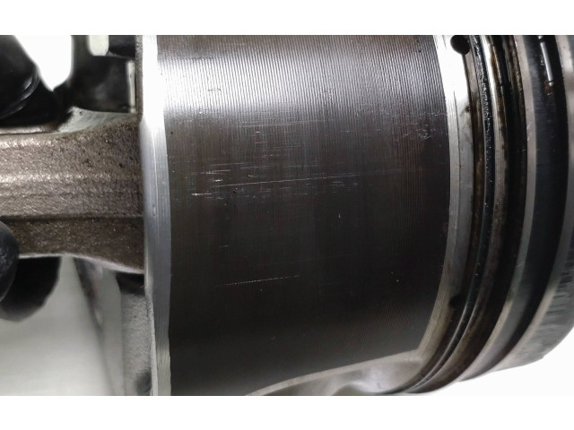 Поршень с шатуном 4N14 Mitsubishi Outlander