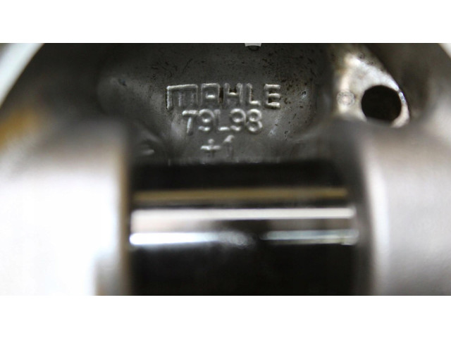 Поршень Skoda Fabia Mk2 (5J)