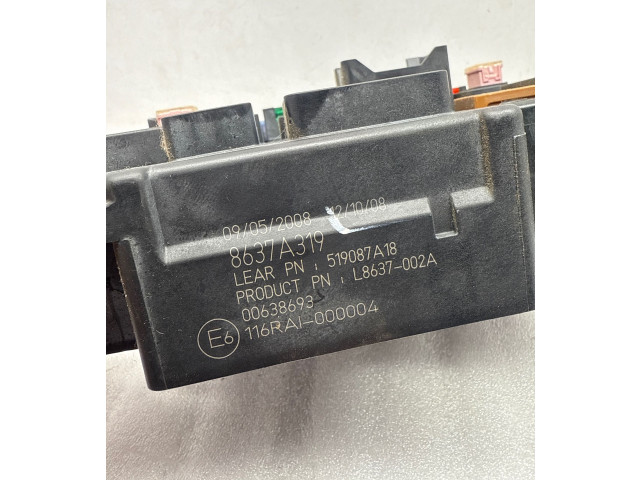 Блок предохранителей 8637A319, 00638693 Citroen C-Crosser