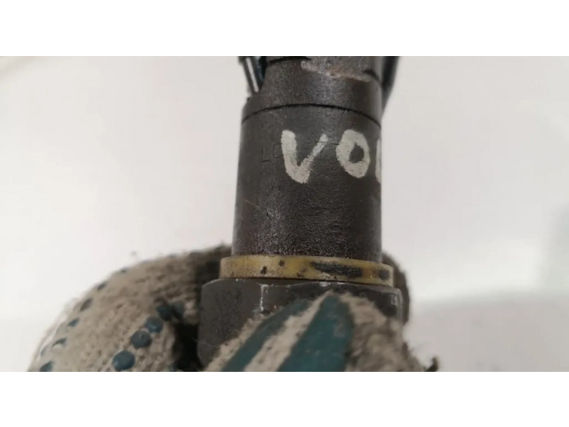 Форсунка LCR6735401D, LDC009R01A Volvo S40, V40 для дизельного двигателя 1.9