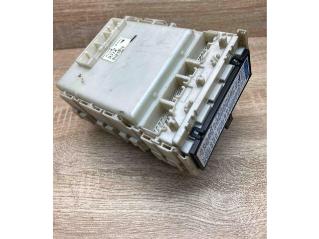 Блок предохранителей 95974309   Chevrolet Spark    