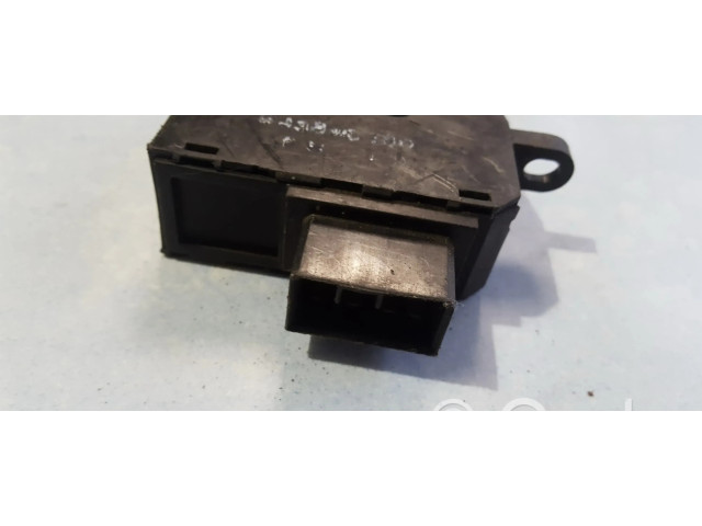 Переключатель дворников Mazda 626