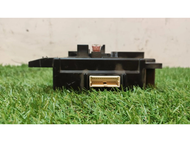 Блок предохранителей 8637a465 Mitsubishi Lancer